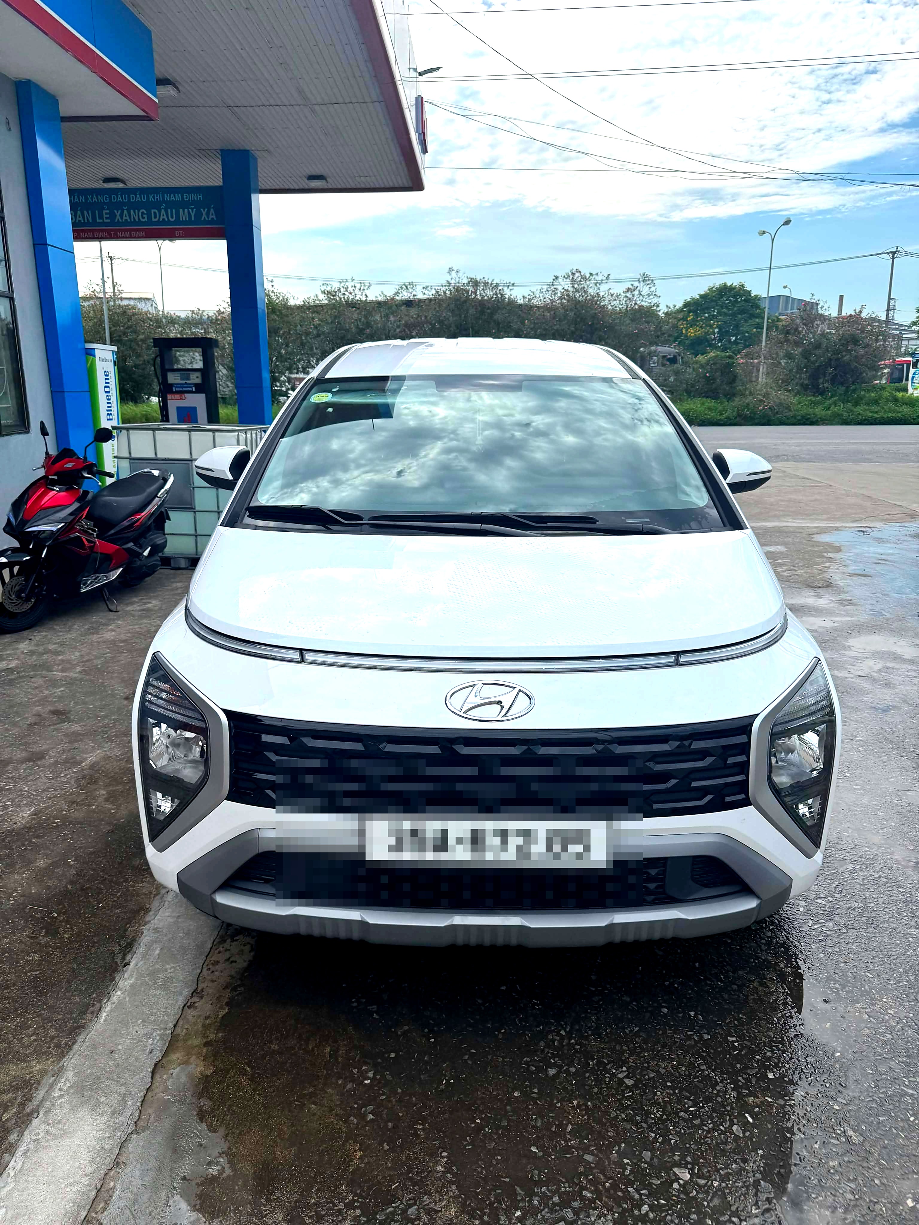 Xe Quân Hưng Car ngoại thất